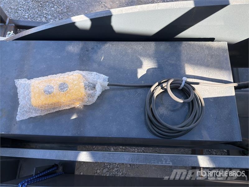 GIYI GY-TE31 Fifth Wheel Wrecker Attachment (Unuse Коммерческий транспорт - Другие