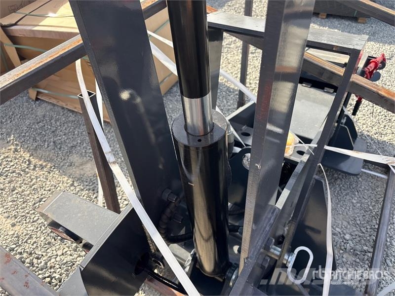 GIYI GY-TE31 Hydraulic Fifth Wheel Wrecker Attachm Ostale kargo komponente