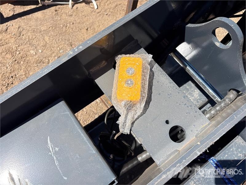 GIYI GY-TE780 Fifth Wheel Wrecker Attachment (Unus Ostale kargo komponente