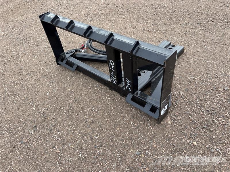 GIYI GY-TP25 25 in Skid Steer Post Puller (Unused) Andre komponenter