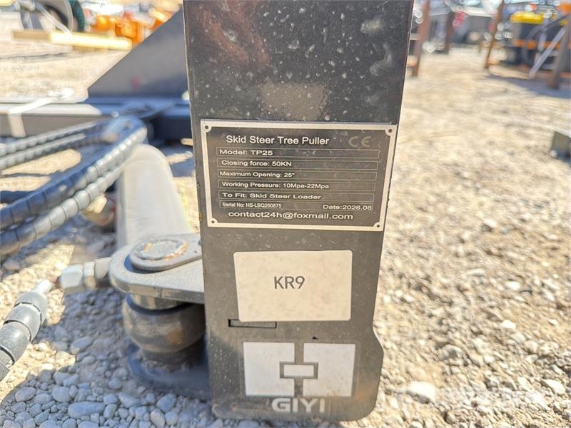 GIYI GY-TP45 25 mm Skid Steer Post Puller (Unused) Andet tilbehør