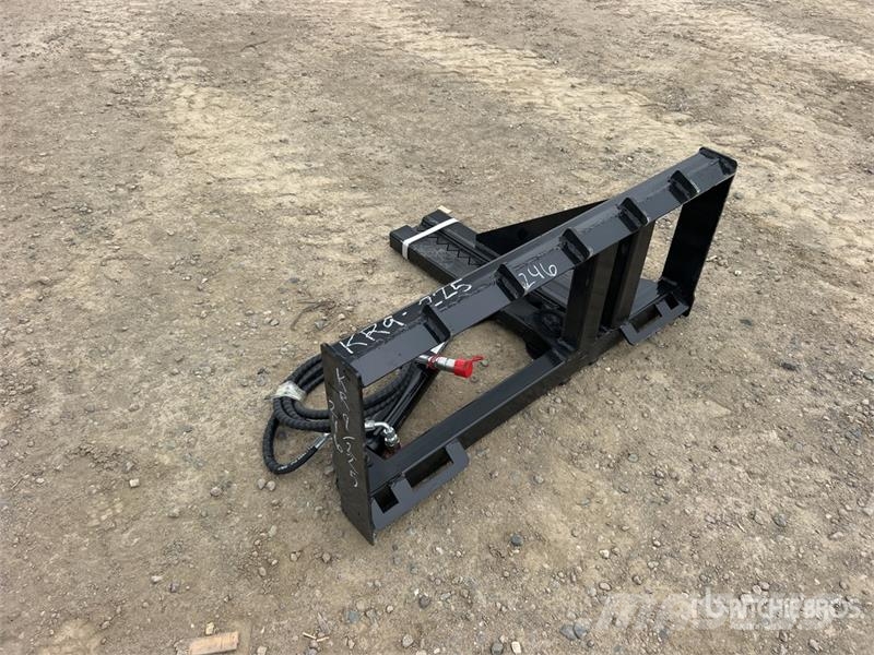 GIYI GY-TP45 Skid Steer Post Puller (Unused) Other components
