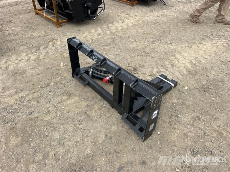 GIYI GY-TP45 Skid Steer Post Puller (Unused) Other components