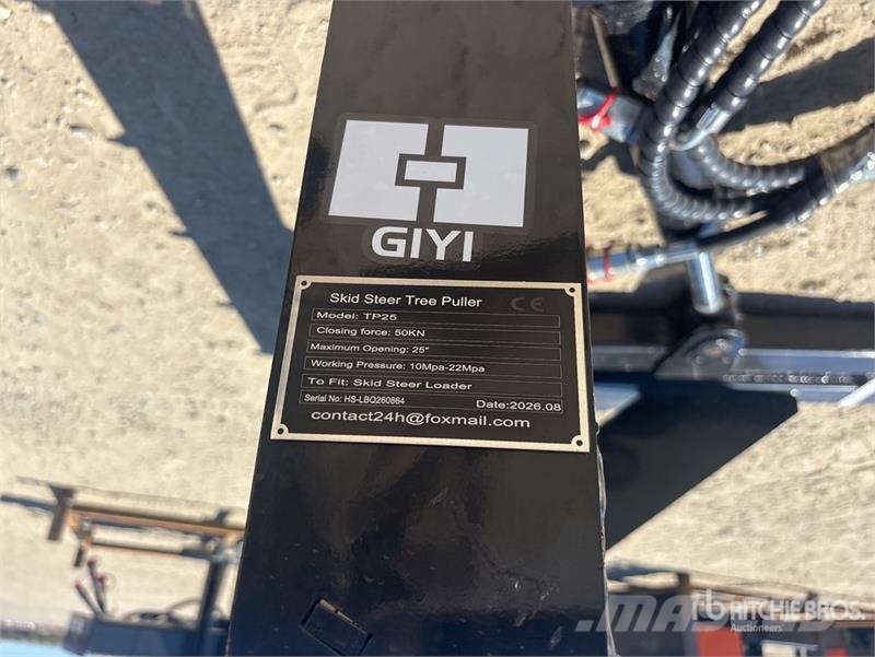 GIYI GY-TP45 Skid Steer Post Puller (Unused) Other components