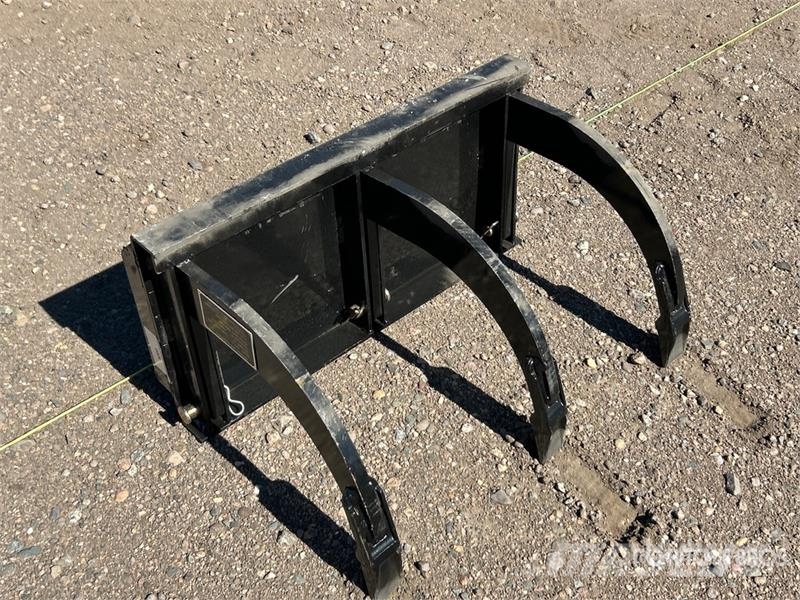  GIYI GY-TRP12 24 in Mini Skid Steer Ripper Scarifi Escarificadores