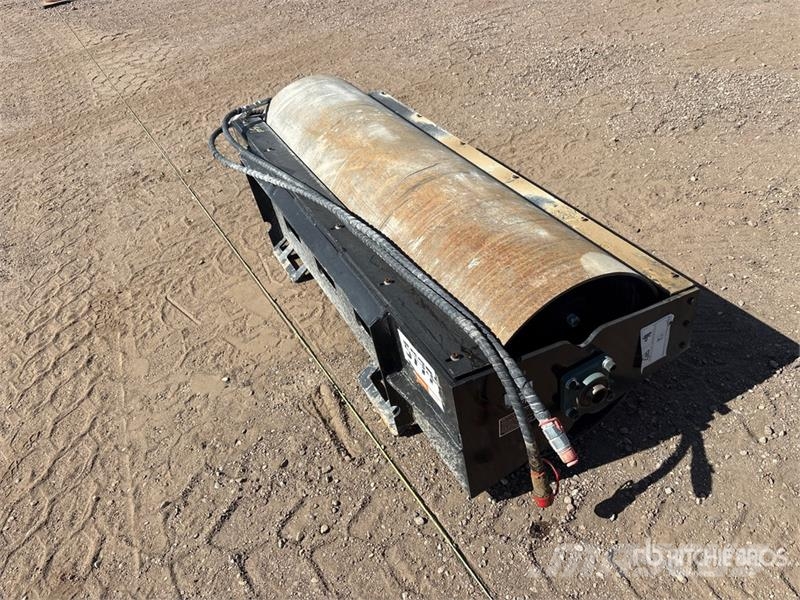 GIYI GY-VR66 66 in Skid Steer Vibratory Roller Rollers