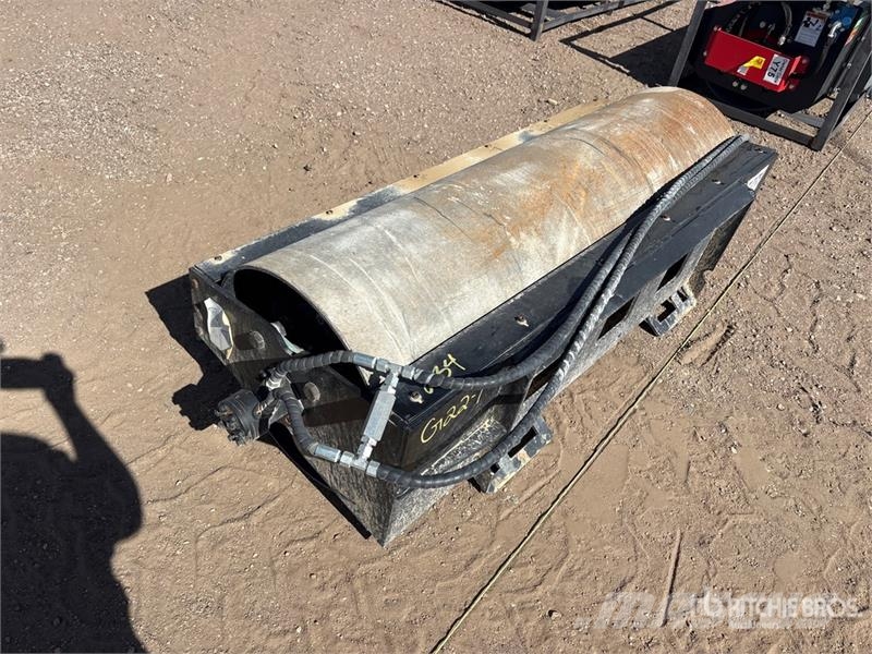 GIYI GY-VR66 66 in Skid Steer Vibratory Roller Rollers