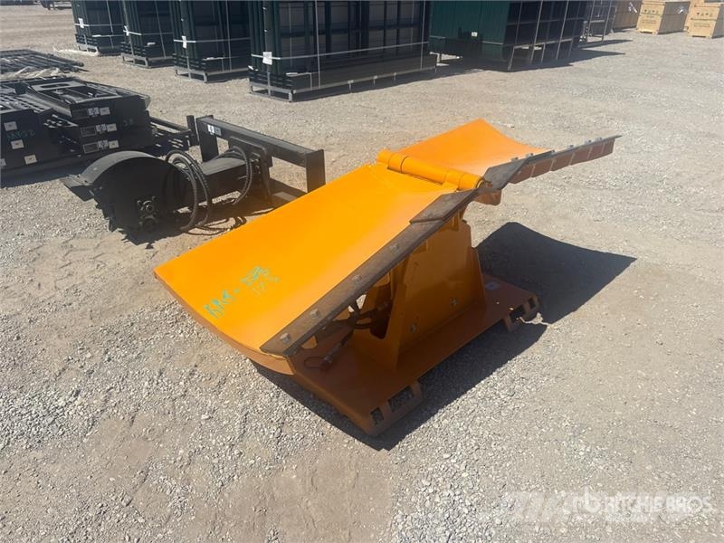 GIYI GY-VSB74 76 in Skid Steer Snow Blade (Unused) Sneeuwschuivers en -ploegen