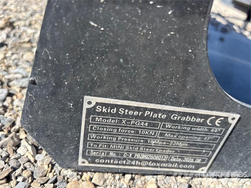  GIYI GY-X PG44 24 in Mini Skid Steer Grapple (Unus グラップル