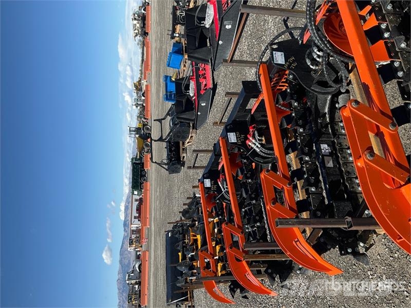 GIYI GY-X39 24 in Mini Skid Steer Trencher (Unused 트렌처
