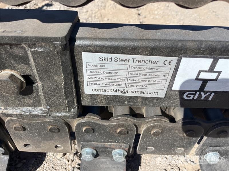  GIYI GY-X39 39 in Mini Skid Steer Trencher (Unused Tranšeju racēji