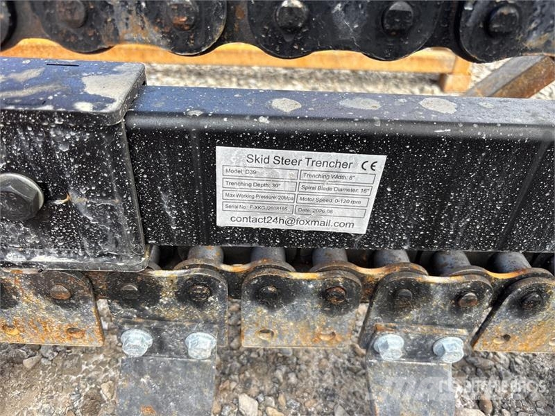 GIYI GY-X39 39 in Mini Skid Steer Trencher (Unused Sleuvengravers