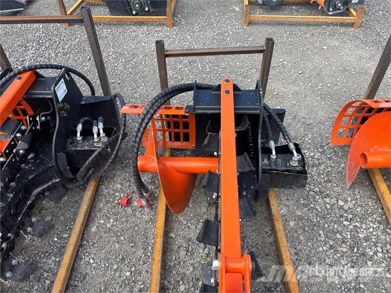GIYI GY-X39 39 in Mini Skid Steer Trencher (Unused Sleuvengravers