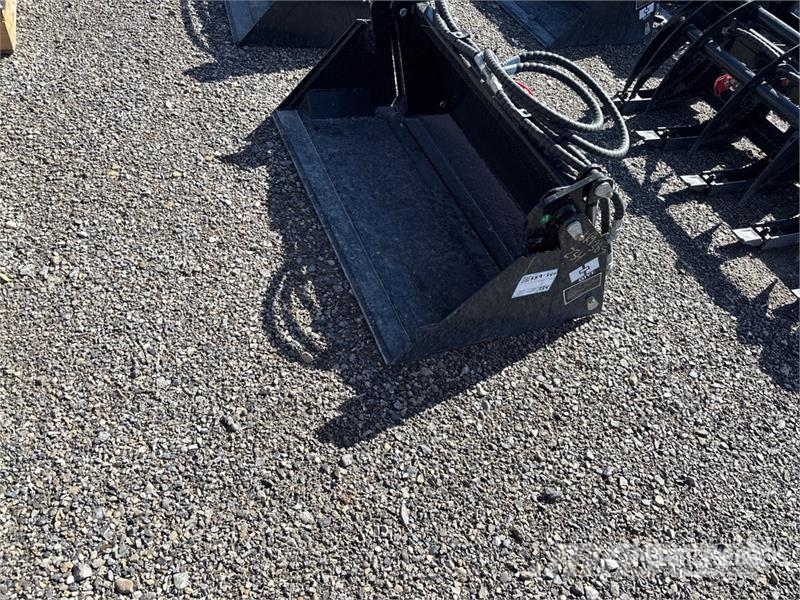  GIYI GY-XKH39 24 in Multi-Purpose Mini Skid Steer  Kauhat
