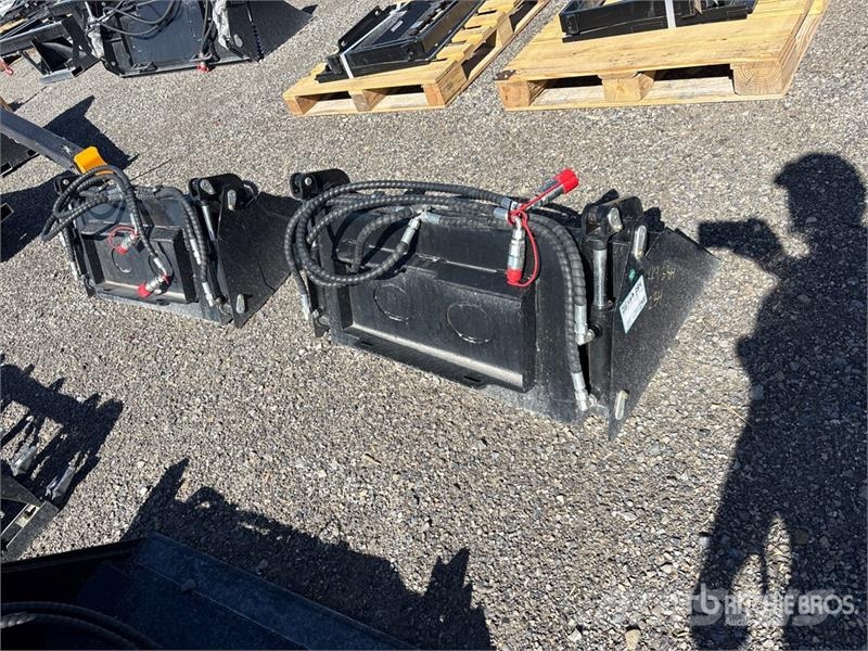  GIYI GY-XKH39 24 in Multi-Purpose Mini Skid Steer  Kauhat