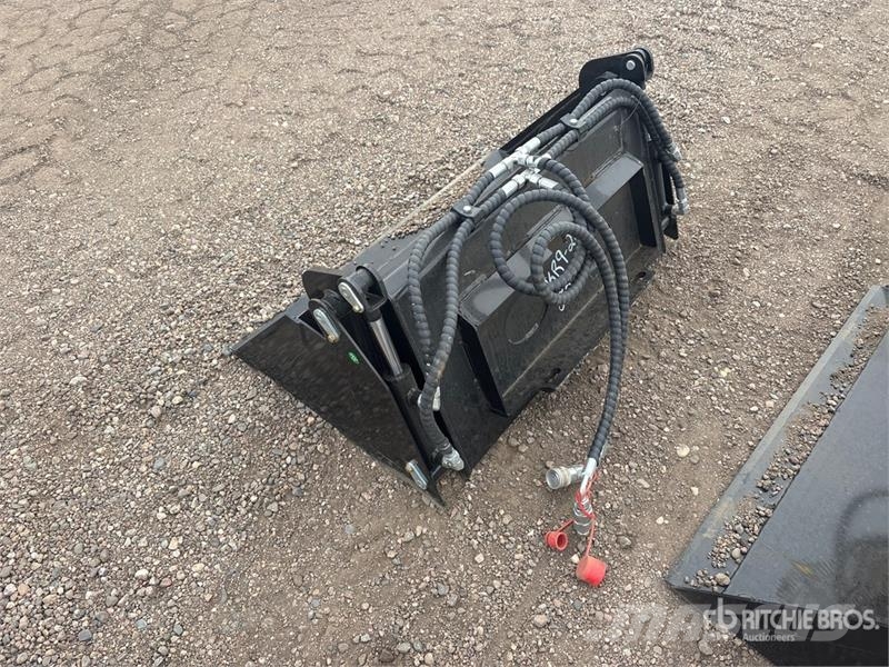 GIYI GY-XKH39 40 in Multi-Purpose Mini Skid Steer دلاء