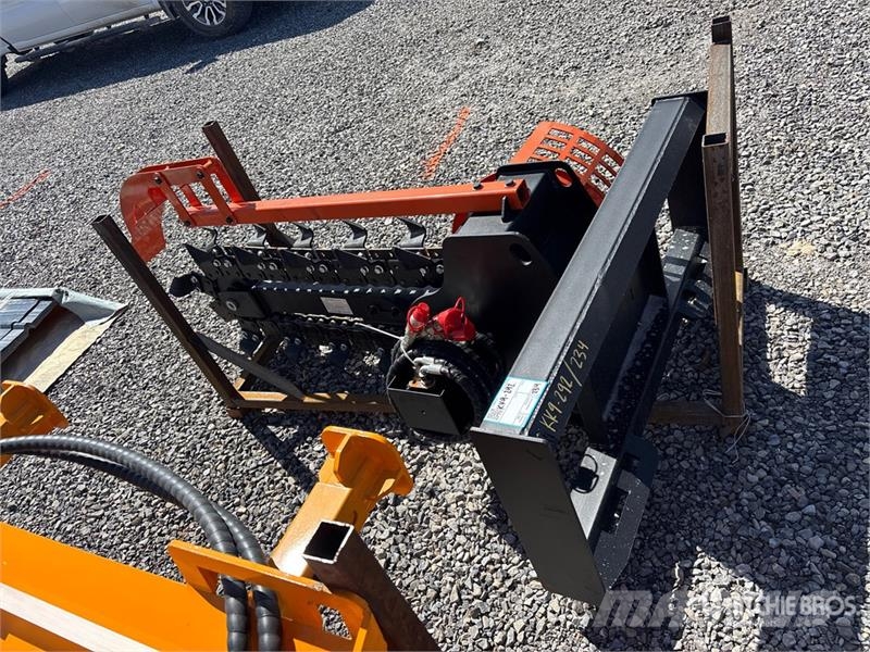 GIYI GY-Y D380 39 in Skid Steer Trencher (Unused) Sleuvengravers