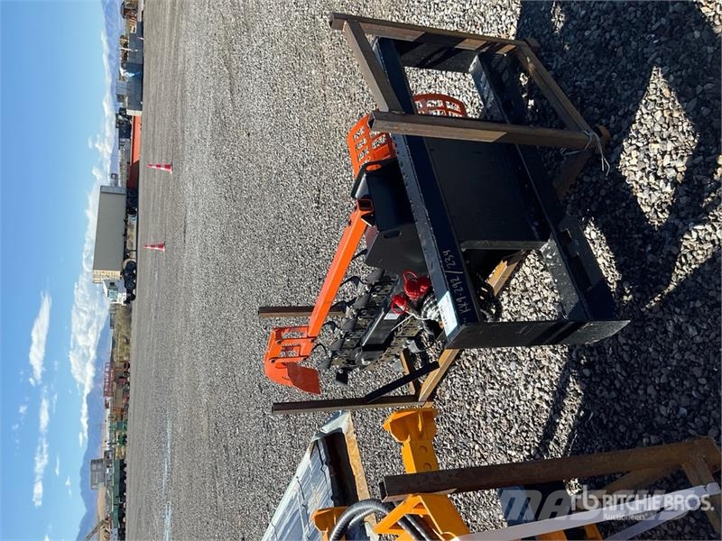 GIYI GY-Y D380 45 in Skid Steer Trencher (Unused) 트렌처