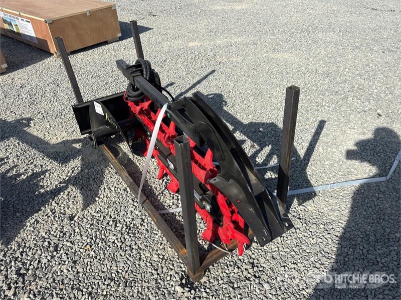  GIYI X380 38 in Mini Skid Steer Trencher (Unused) ماكينات حفر خنادق