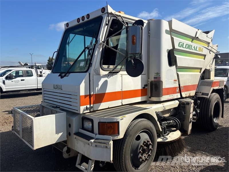 Global environmental G4 on Sweeper Truck 道路清扫车