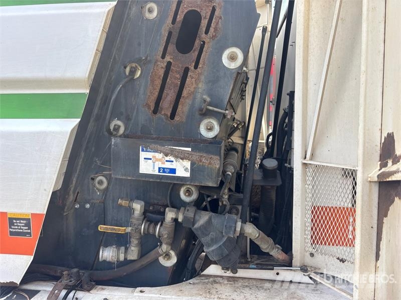 Global environmental G4 on Sweeper Truck 道路清扫车
