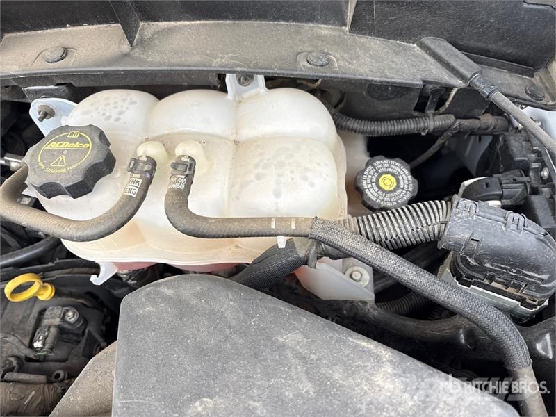 GMC 1500 SLE 4x4 Crew Cab Pickup その他