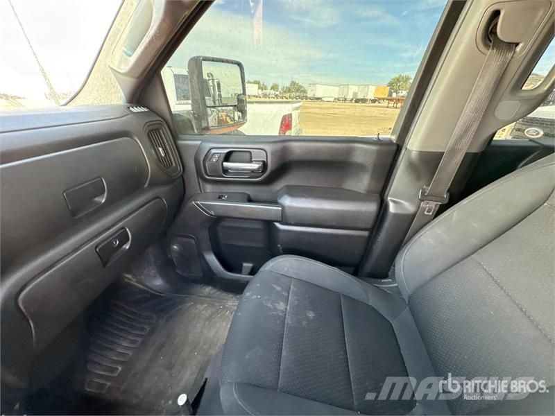 GMC 2500 4x4 Crew Cab Pickup Άλλα Vans