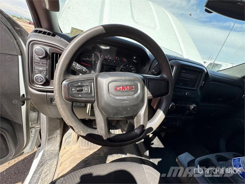GMC 2500 4x4 Crew Cab Pickup Άλλα Vans