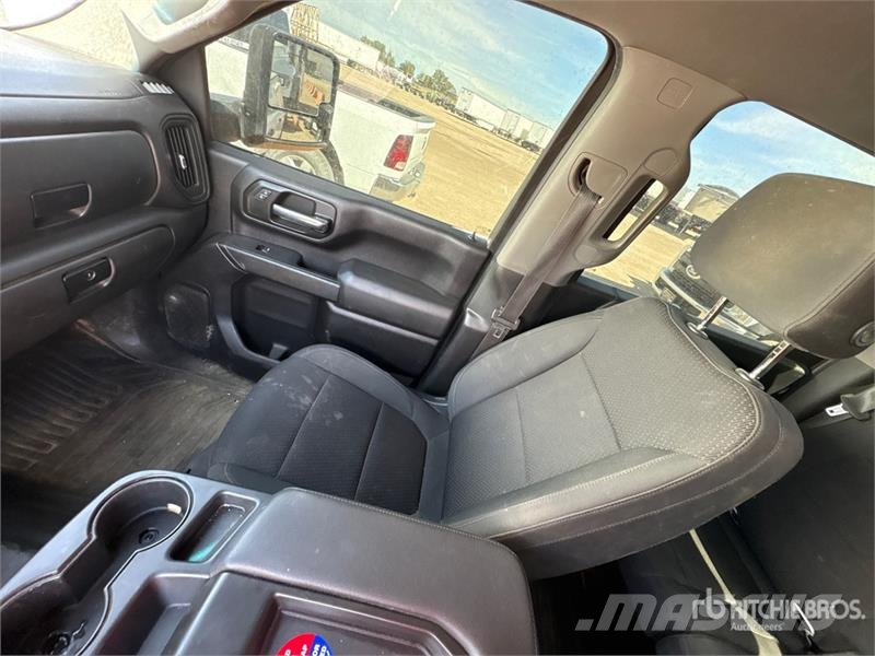 GMC 2500 4x4 Crew Cab Pickup Άλλα Vans