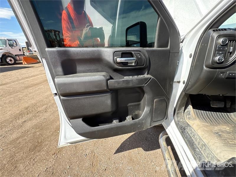 GMC 2500 4x4 Crew Cab Pickup Άλλα Vans