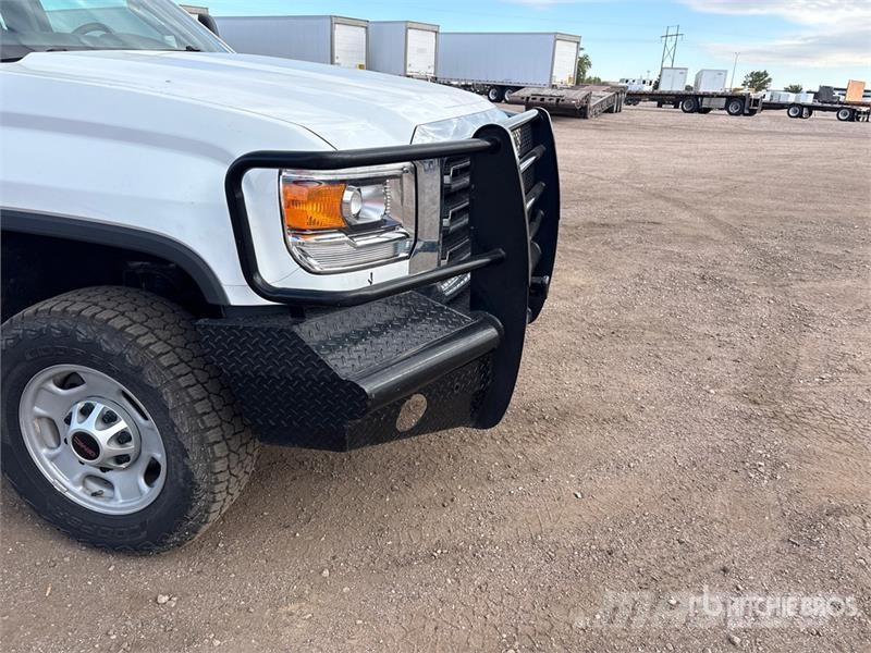 GMC 2500 4x4 Crew Cab Flatbed Truck Flatbed kamyonlar