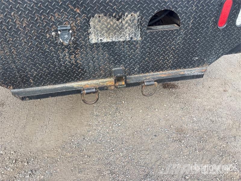 GMC 2500 4x4 Crew Cab Flatbed Truck Flatbed kamyonlar