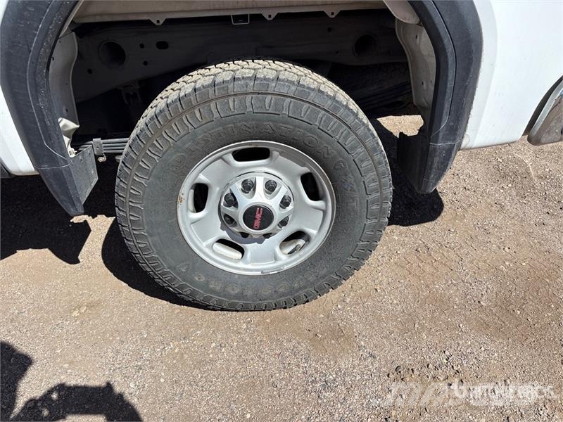GMC 2500 4x4 Crew Cab Pickup Άλλα Vans