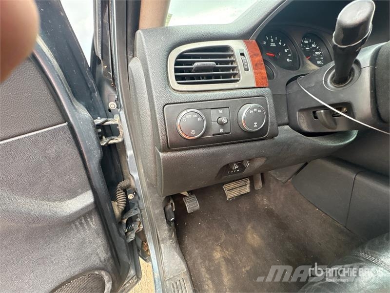 GMC 2500 HD 4x4 Crew Cab Pickup Furgoni altro