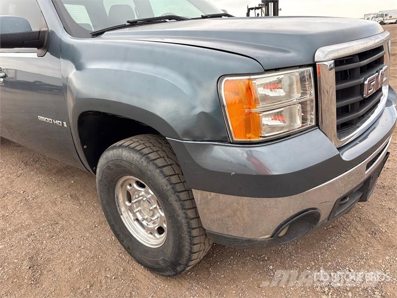 GMC 2500 HD 4x4 Crew Cab Pickup Furgoni altro