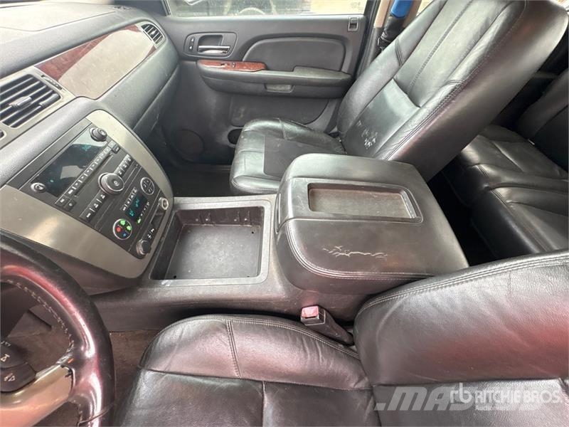 GMC 2500 HD 4x4 Crew Cab Pickup Furgoni altro