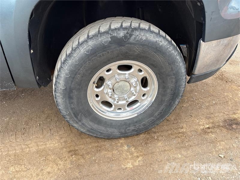 GMC 2500 HD 4x4 Crew Cab Pickup Furgoni altro