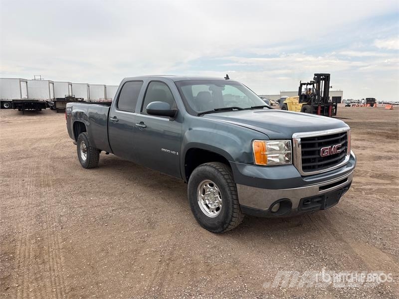 GMC 2500 HD 4x4 Crew Cab Pickup Furgoni altro