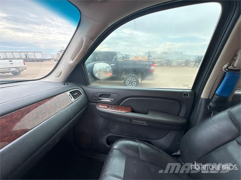GMC 2500 HD 4x4 Crew Cab Pickup Furgoni altro