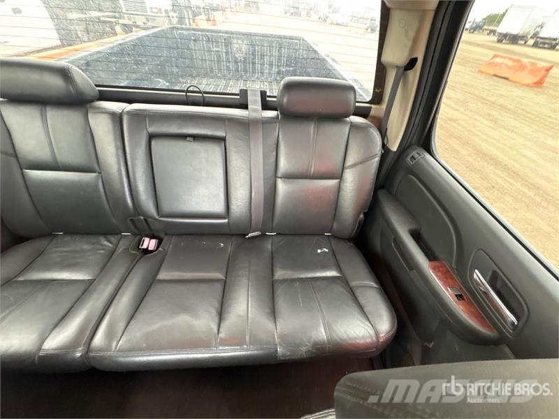 GMC 2500 HD 4x4 Crew Cab Pickup Furgoni altro
