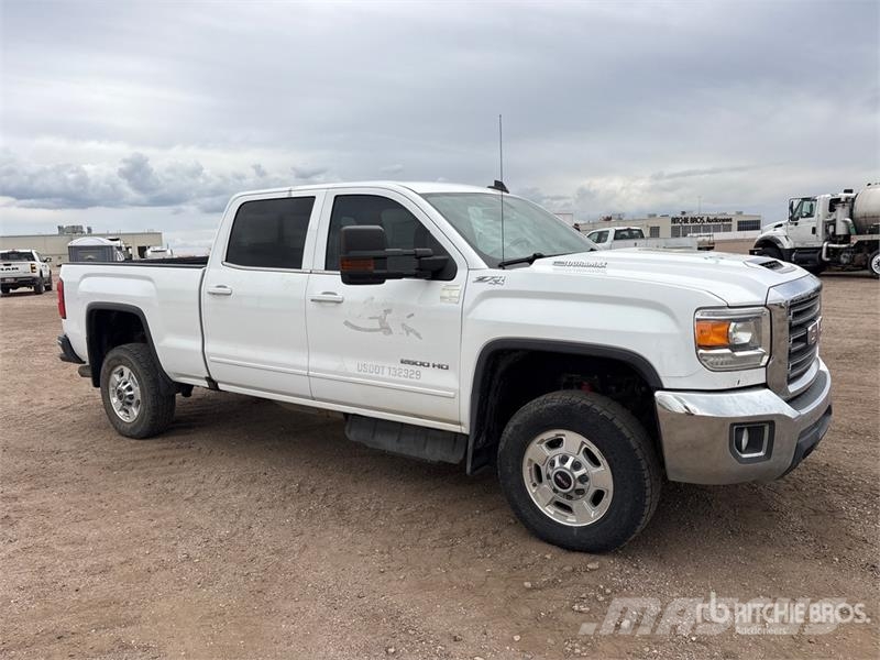 GMC 2500 Z71 4x4 Crew Cab Pickup Furgoni altro