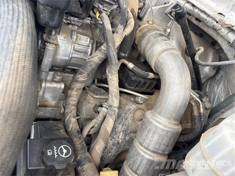 GMC 2500 Z71 4x4 Crew Cab Pickup Furgoni altro