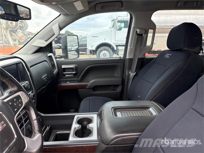 GMC 2500 Z71 4x4 Crew Cab Pickup Furgoni altro