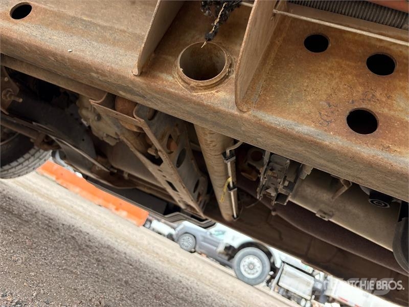 GMC 2500 Z71 4x4 Crew Cab Pickup Furgoni altro