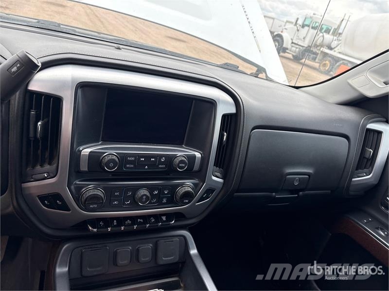 GMC 2500 Z71 4x4 Crew Cab Pickup Furgoni altro