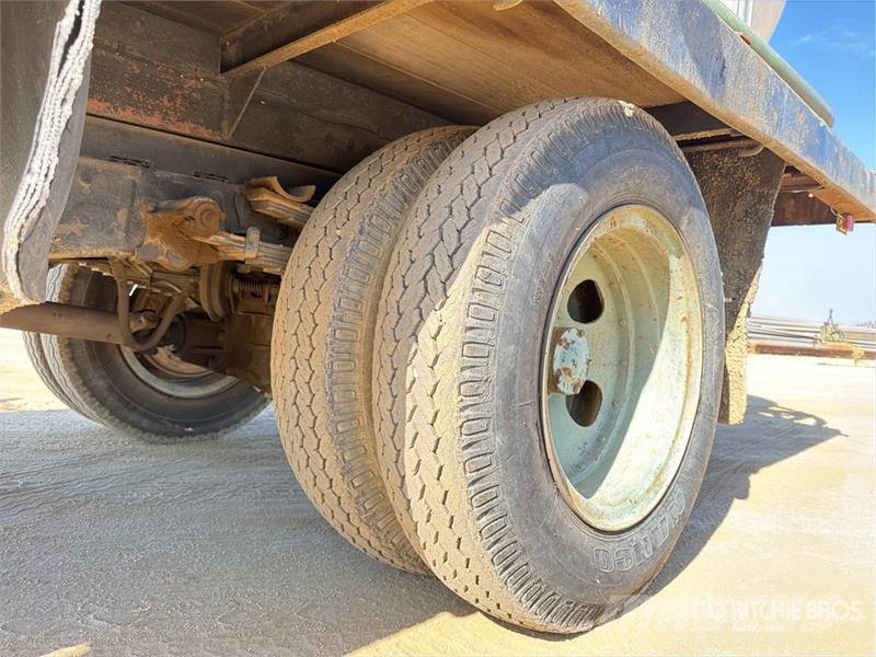 GMC 350 Water Truck Flatbed / Dropside trucks
