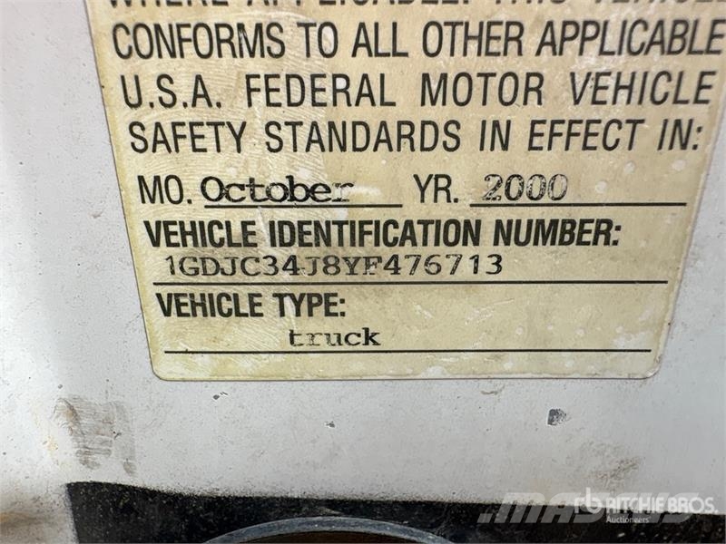 GMC 3500 多目的／汎用車両