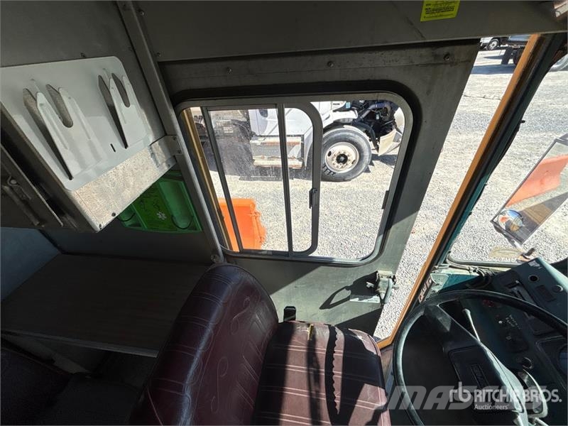 GMC 3500 4x2 Step Van 박스 바디