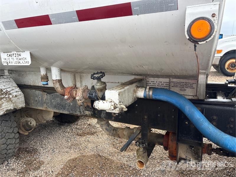 GMC 4000V WT 6x4 Water Truck (Inoperable) Water tankwagens