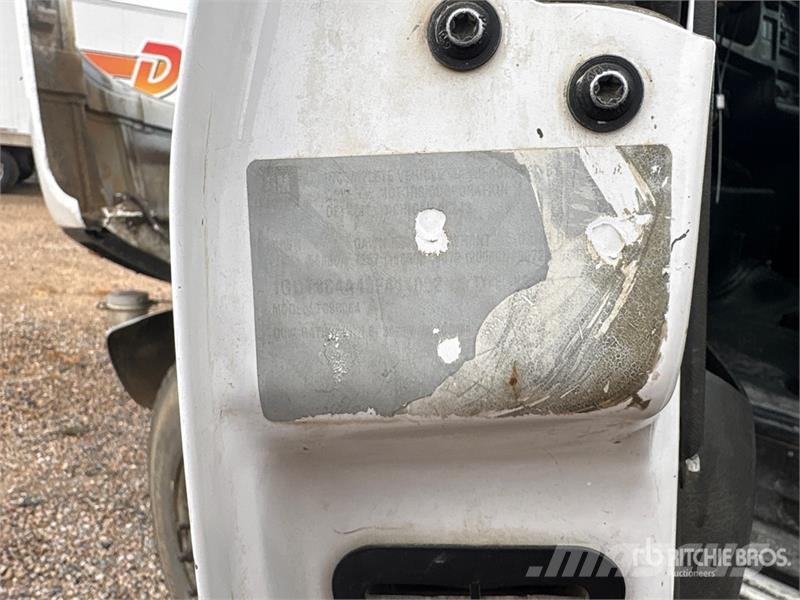 GMC 4000V WT 6x4 Water Truck (Inoperable) Water tankwagens